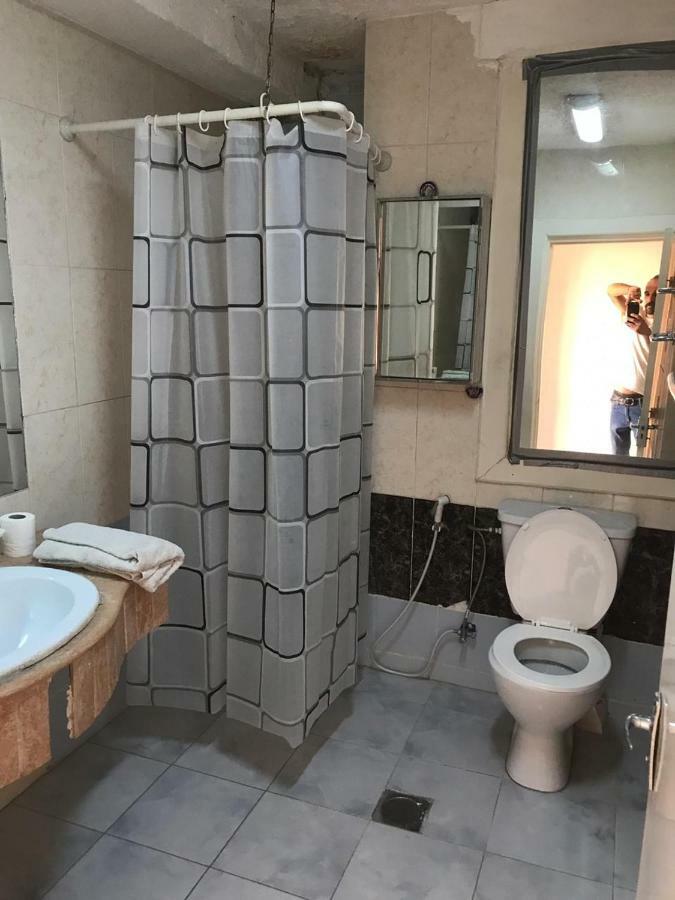 Aqaba Qazar Hotel Bagian luar foto