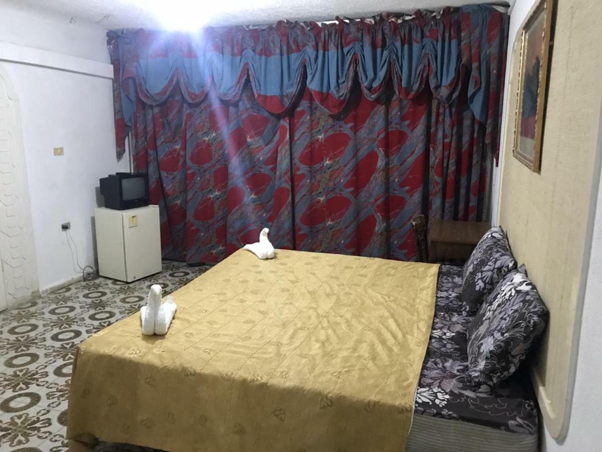 Aqaba Qazar Hotel Bagian luar foto