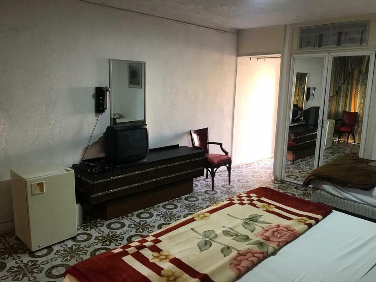 Aqaba Qazar Hotel Bagian luar foto