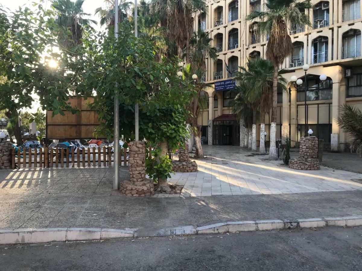 Aqaba Qazar Hotel Bagian luar foto